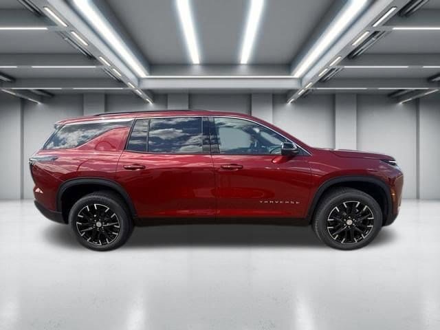 New 2026 Chevrolet Traverse LT w/ Sun and Wheel Package AWD/4WD image 1