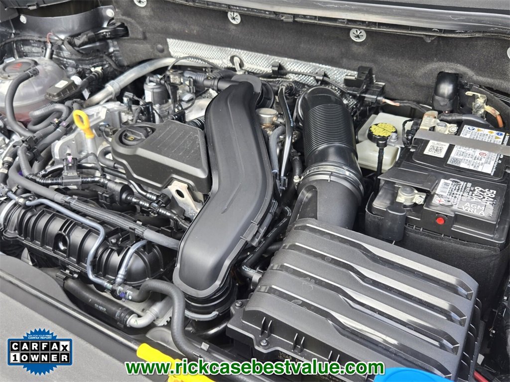 Used 2023 Volkswagen Taos SE image 21