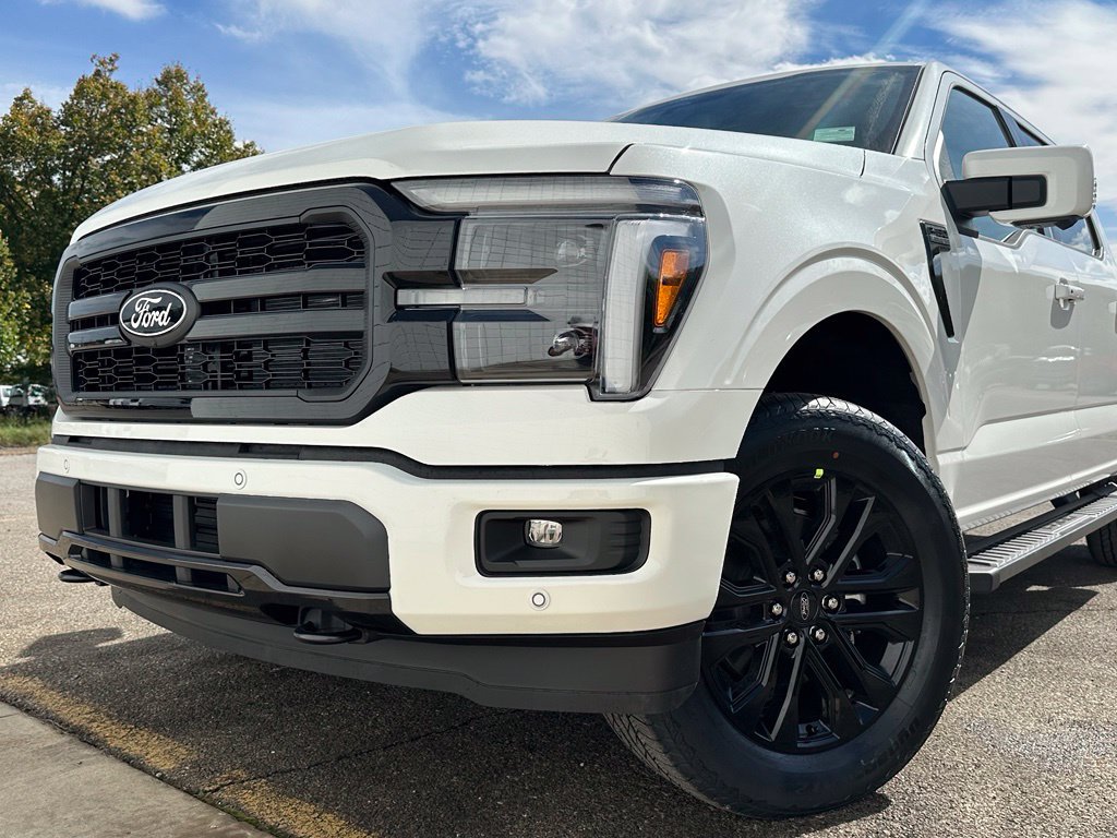 New 2026 Ford F150 Lariat w/ Equipment Group 502A High AWD/4WD image 35