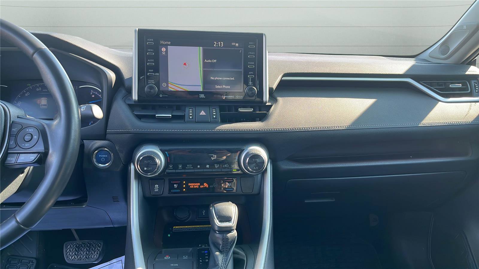 Used 2020 Toyota RAV4 Limited image 10