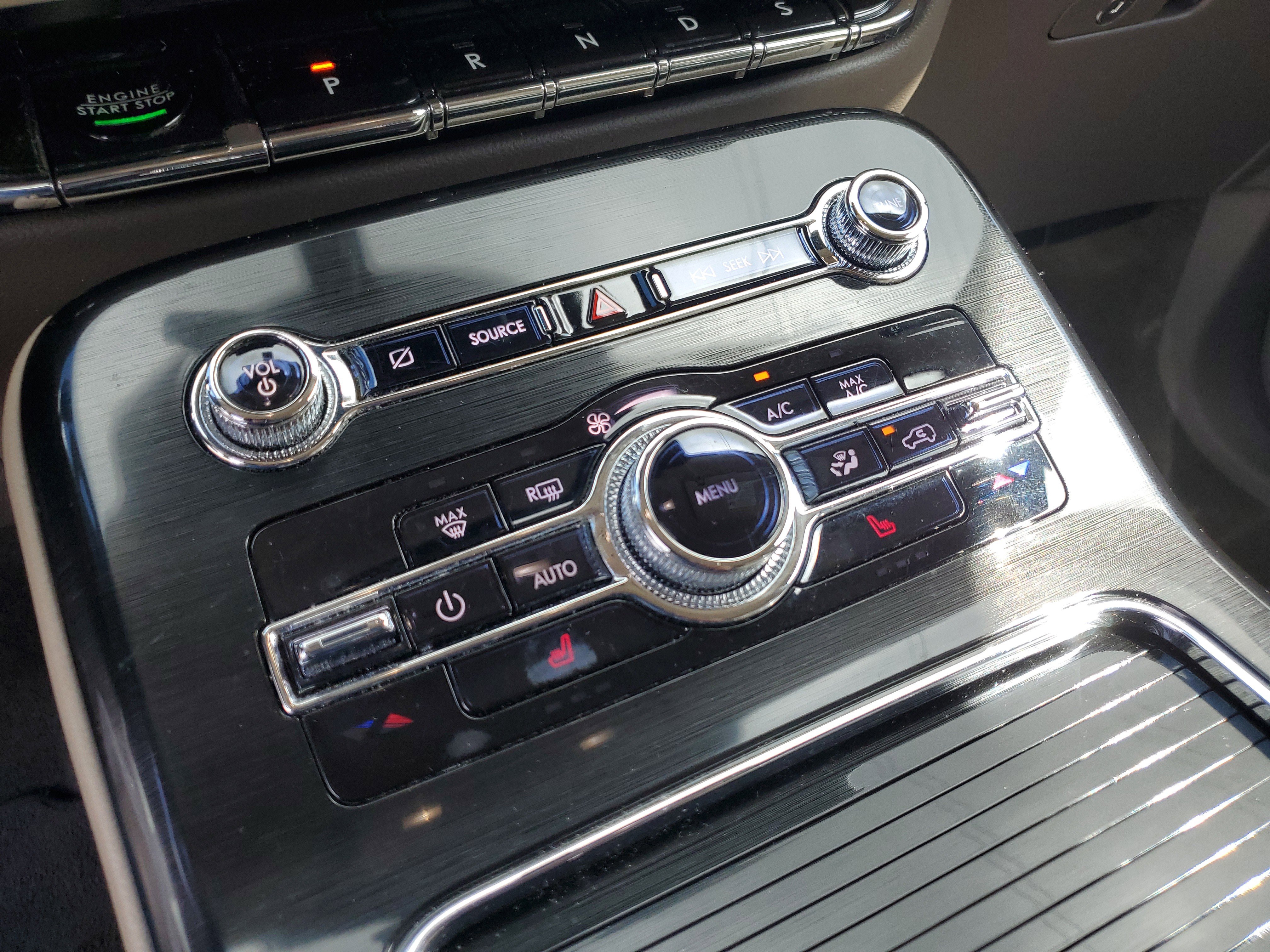 Certified 2022 Lincoln Nautilus FWD w/ Premium Package image 26