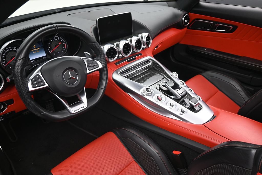 Used 2018 Mercedes-Benz AMG GT Roadster image 19