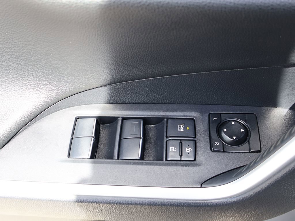 Used 2019 Toyota RAV4 Limited w/ Advanced Technology Package AWD/4WD image 37