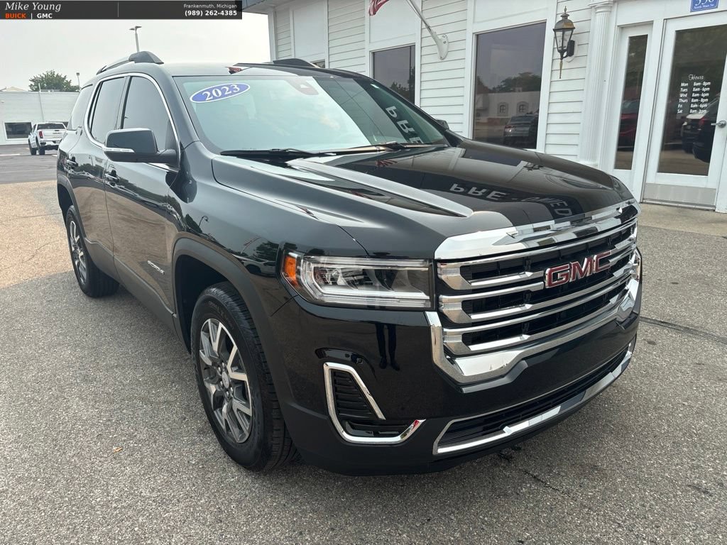 Used 2023 GMC Acadia SLE w/ Driver Convenience Package AWD/4WD image 3
