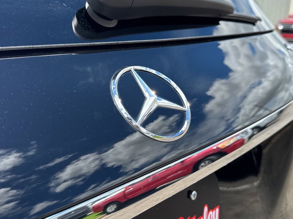 Used 2025 Mercedes-Benz GLE 450e 4MATIC w/ Driver Assistance Package image 50