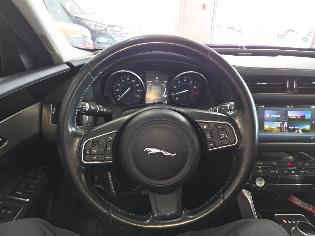 Used 2016 Jaguar XF Prestige AWD/4WD image 36