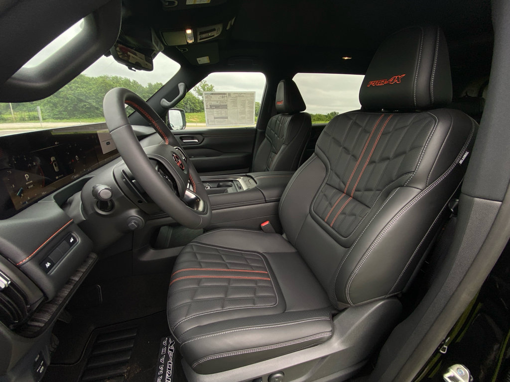 New 2026 Nissan Armada PRO-4X AWD/4WD image 9