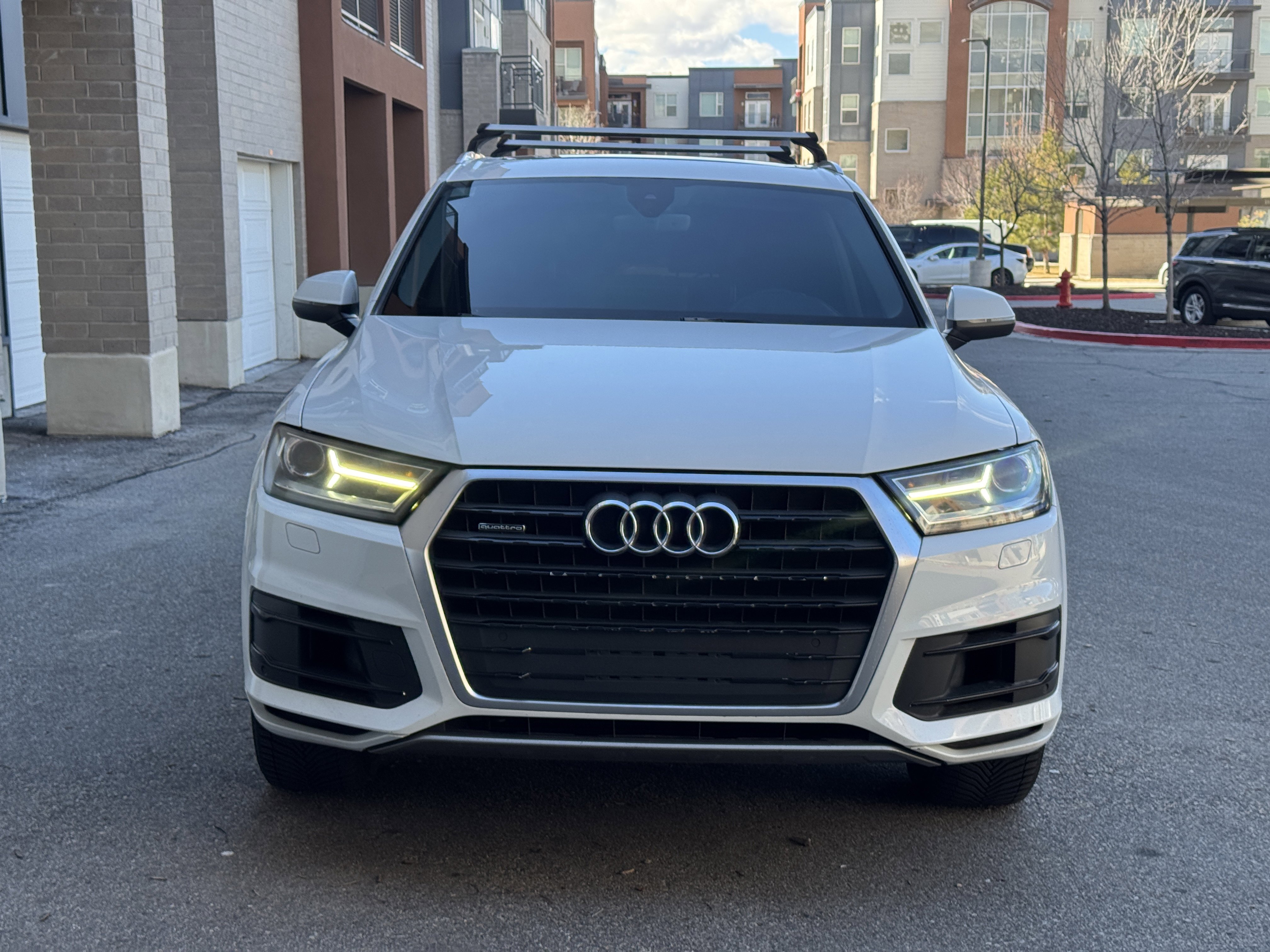 Used 2017 Audi Q7 3.0T Premium AWD/4WD image 8