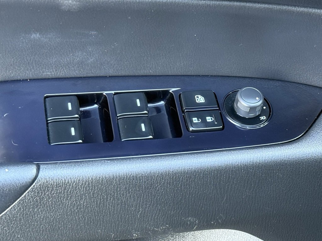 Used 2019 MAZDA CX-5 Touring image 12