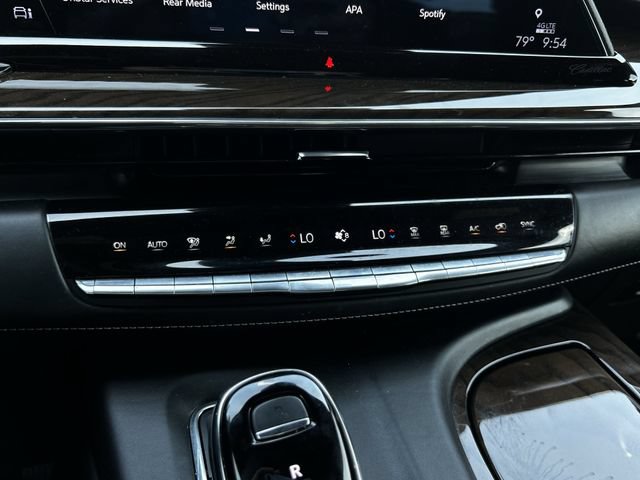 Used 2024 Cadillac Escalade Sport Platinum AWD/4WD image 22