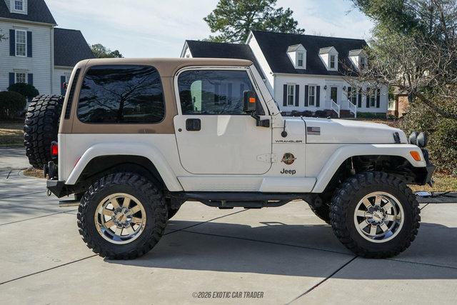 Used 2002 Jeep Wrangler Sahara AWD/4WD image 9