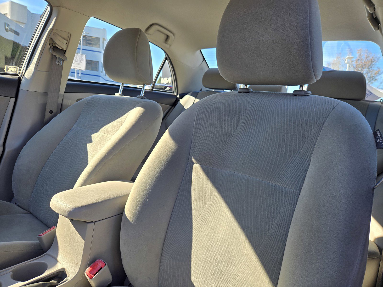 Used 2012 Toyota Corolla LE image 15