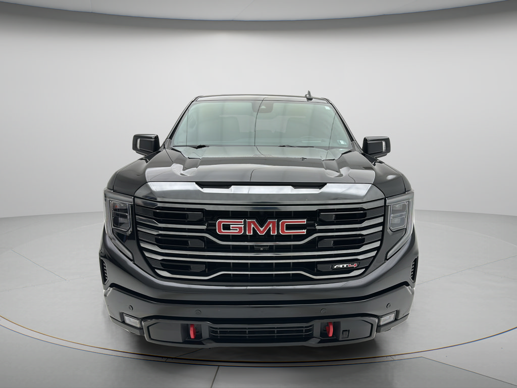 Used 2024 GMC Sierra 1500 AT4 w/ Technology Package AWD/4WD image 3