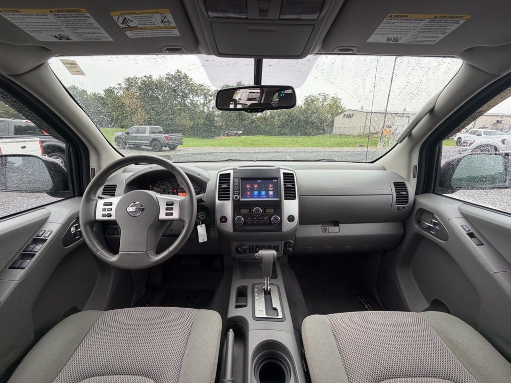 Used 2019 Nissan Frontier SV w/ Value Truck Package AWD/4WD image 8