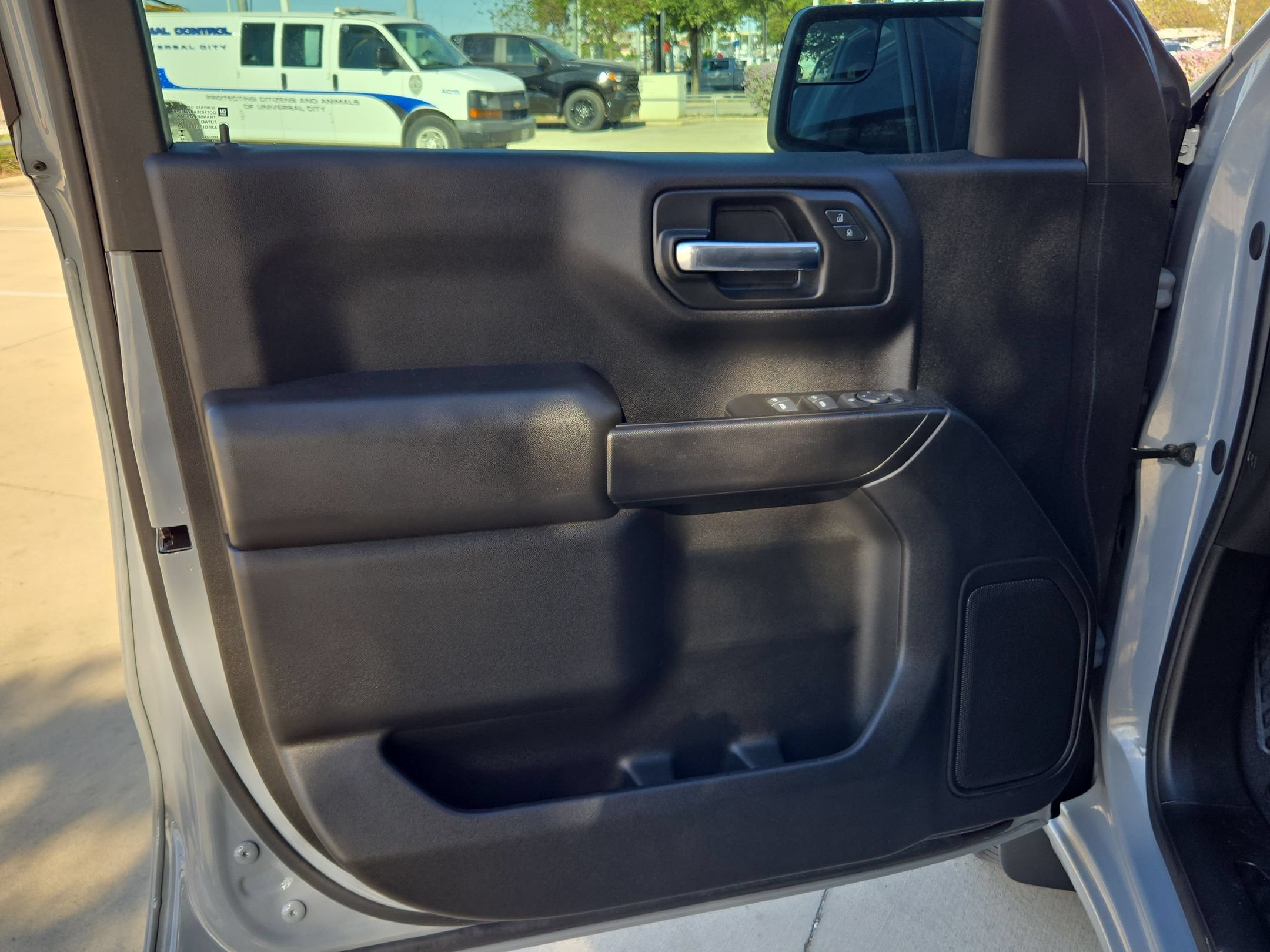 Certified 2024 Chevrolet Silverado 1500 Custom RWD image 11