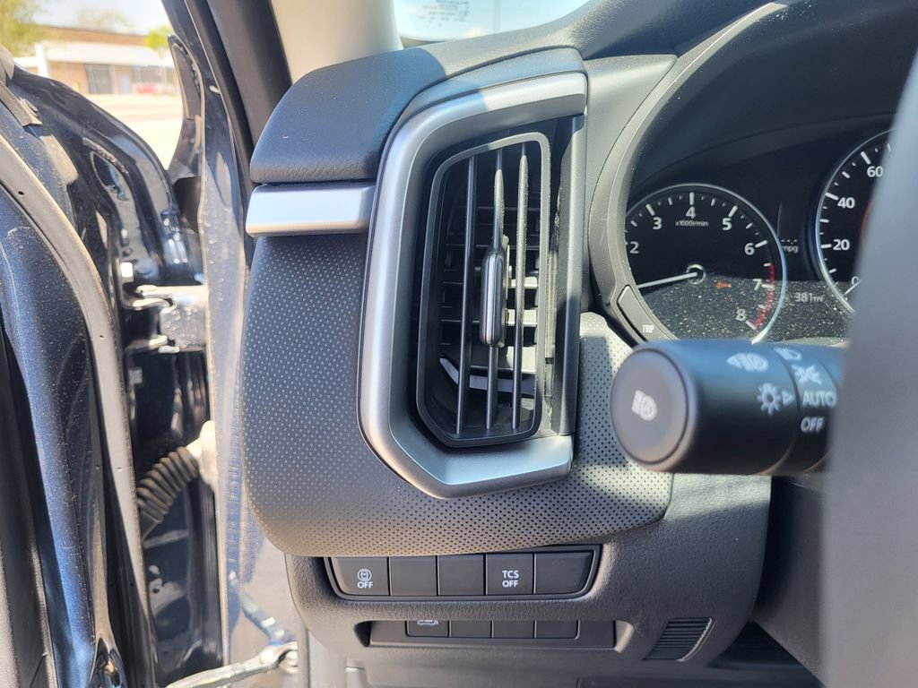 Used 2025 MAZDA CX-50 AWD 2.5 S w/ Cargo Package image 9