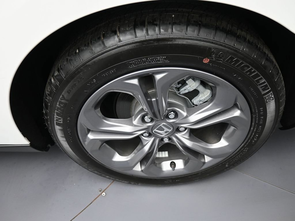 Certified 2023 Honda Accord EX image 15