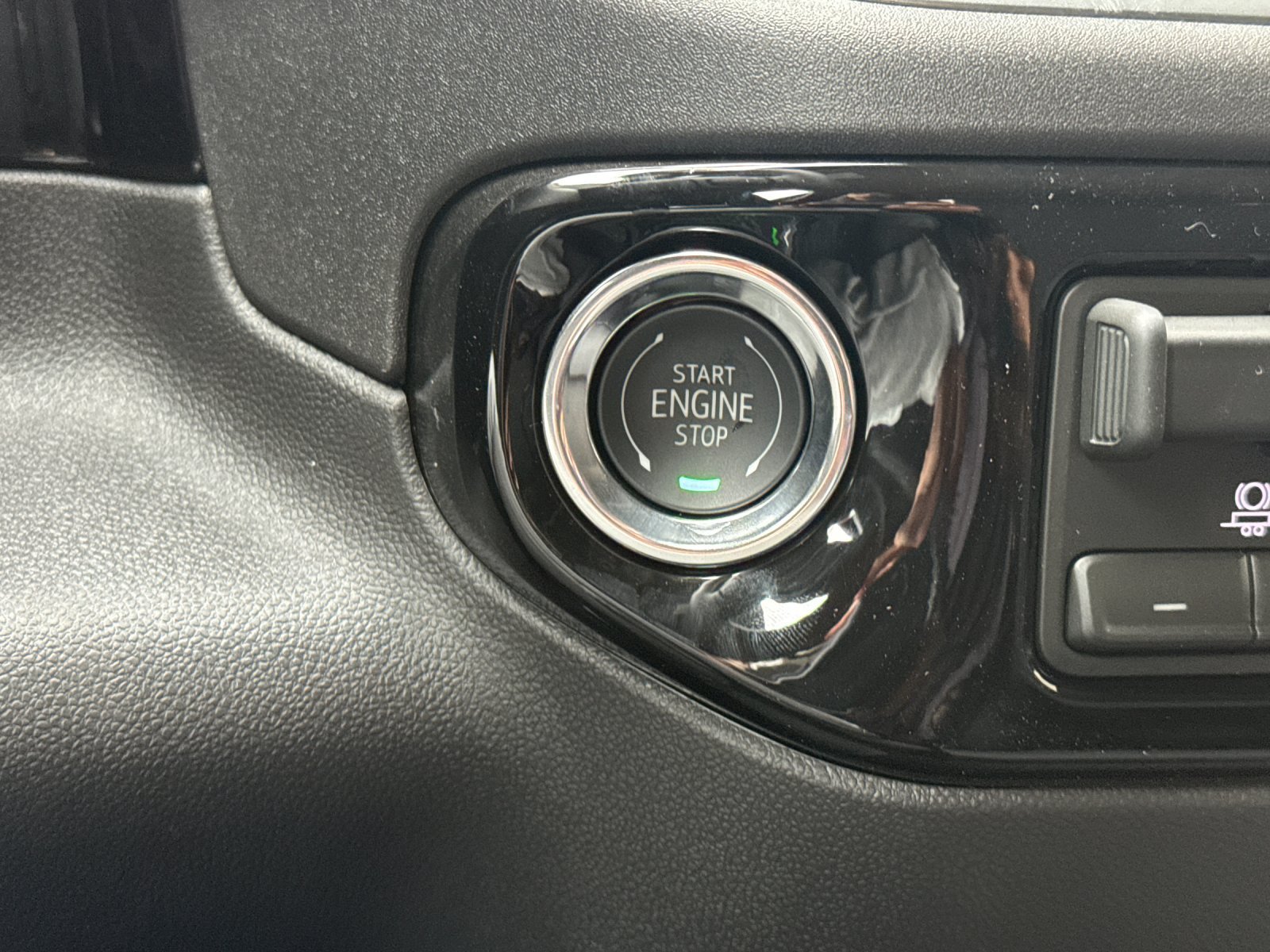 New 2026 GMC Sierra 1500 Elevation AWD/4WD image 25