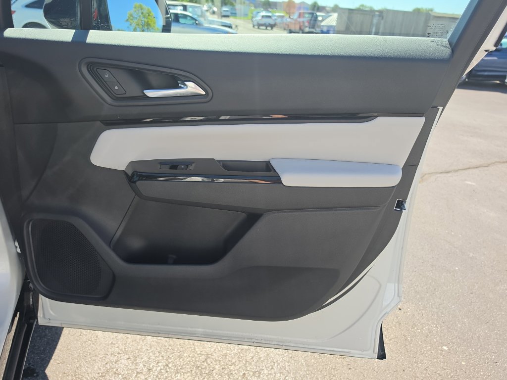 Certified 2024 Honda Prologue Touring image 31