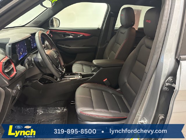 Used 2025 Chevrolet TrailBlazer RS w/ Convenience Package AWD/4WD image 5