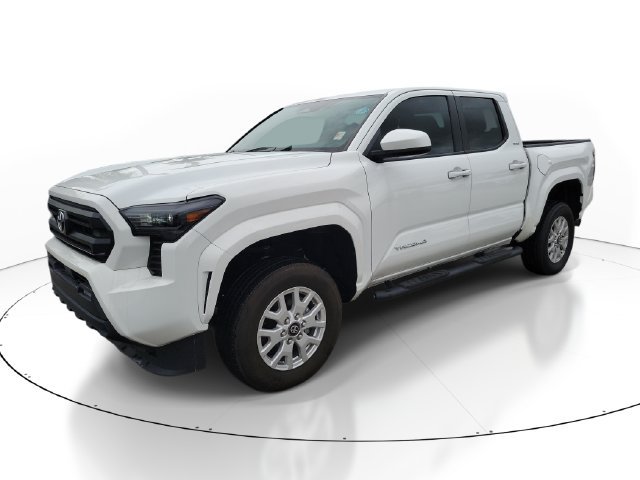 Used 2024 Toyota Tacoma SR5 RWD image 2