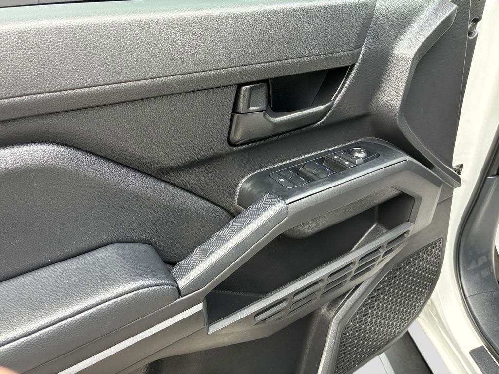 Used 2024 Toyota Tacoma SR image 11