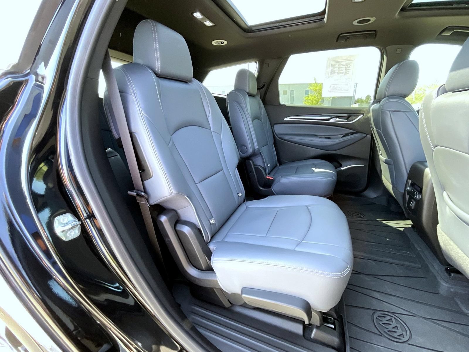 Used 2022 Buick Enclave Essence w/ Experience Buick Package AWD/4WD image 19