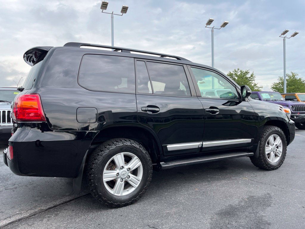 Used 2014 Toyota Land Cruiser AWD/4WD image 42