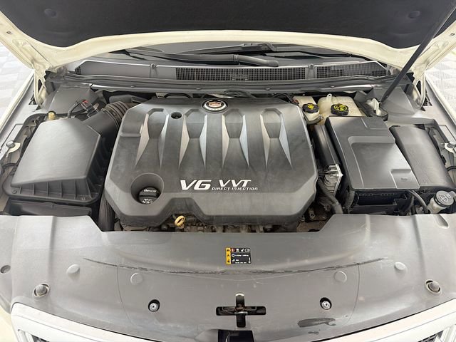 Used 2013 Cadillac XTS Luxury image 32