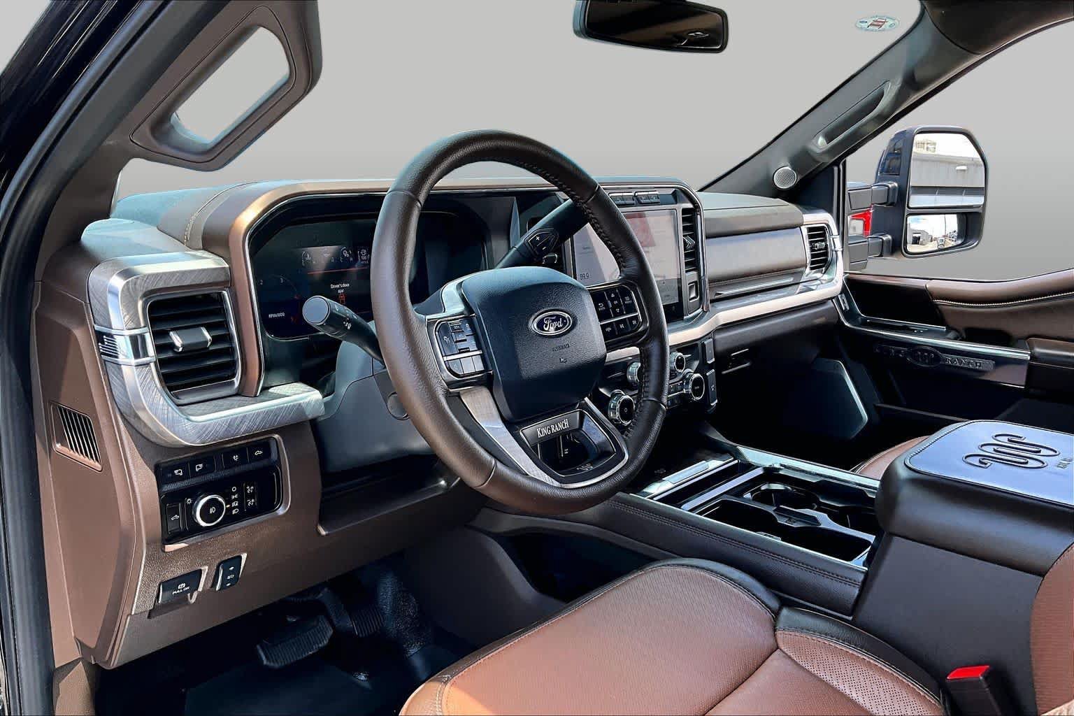 Certified 2024 Ford F250 King Ranch w/ FX4 Off-Road Package AWD/4WD image 17