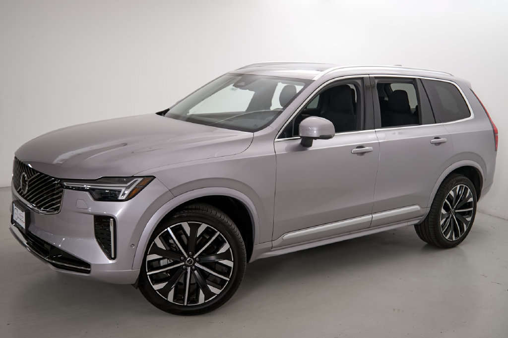 New 2026 Volvo XC90 B6 Plus w/ Protection Package AWD/4WD image 3