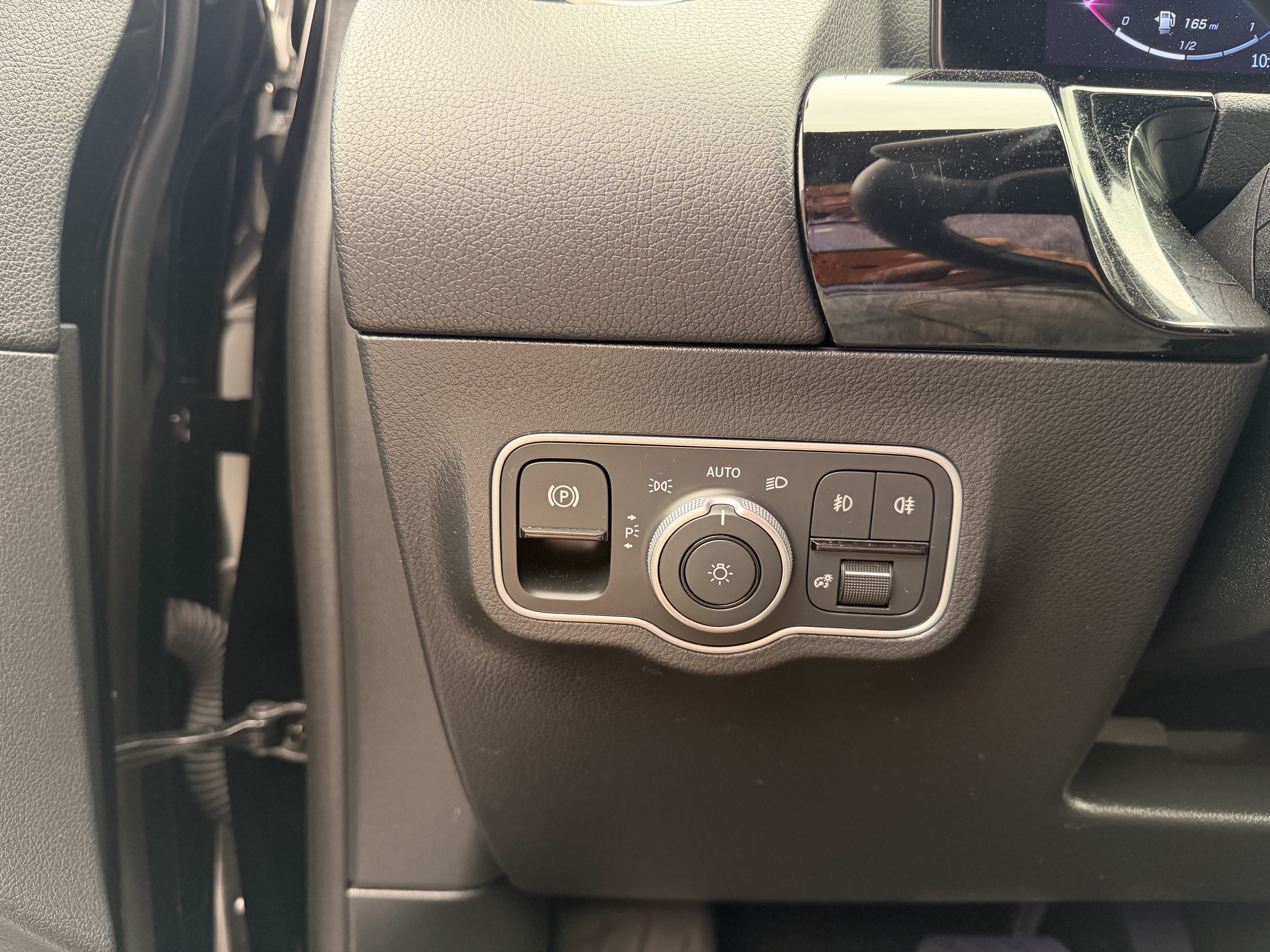 Certified 2025 Mercedes-Benz GLA 250 4MATIC image 16