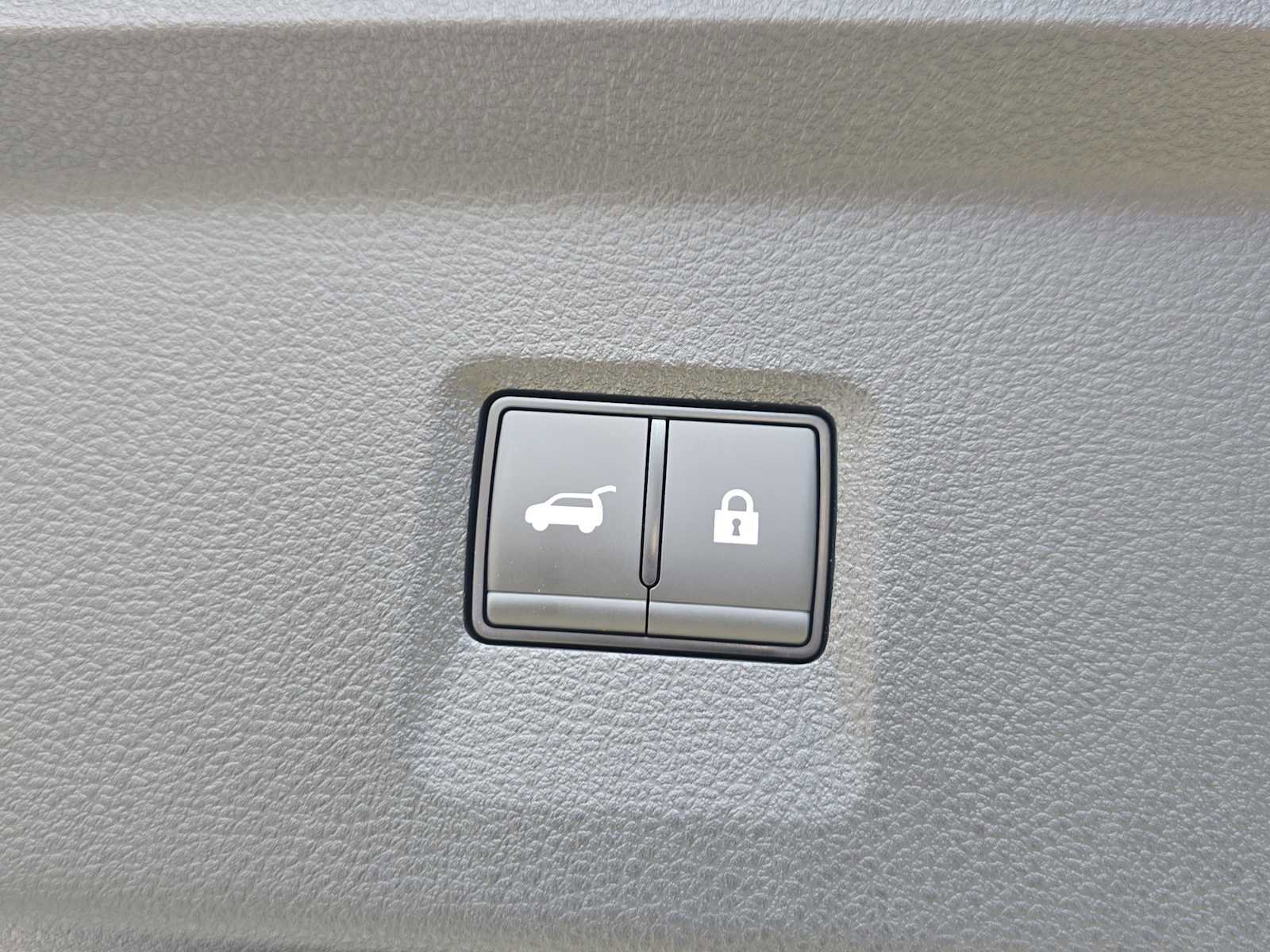 Certified 2026 INFINITI QX60 Luxe w/ Cargo Package image 8