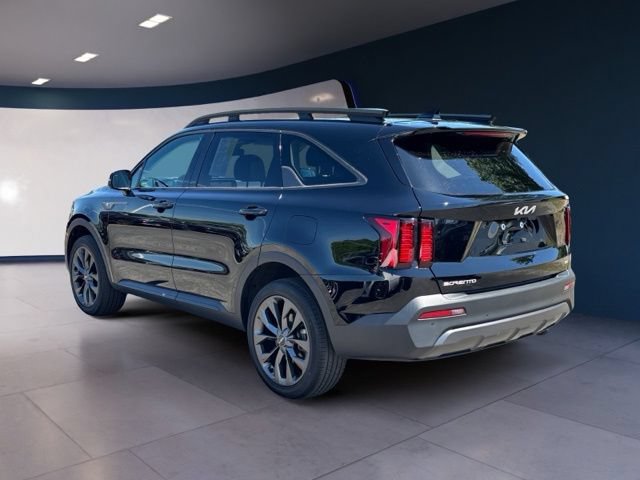 Certified 2023 Kia Sorento X-Line EX AWD/4WD image 3