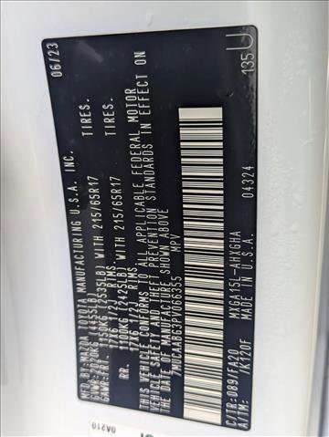 Used 2023 Toyota Corolla Cross LE image 22