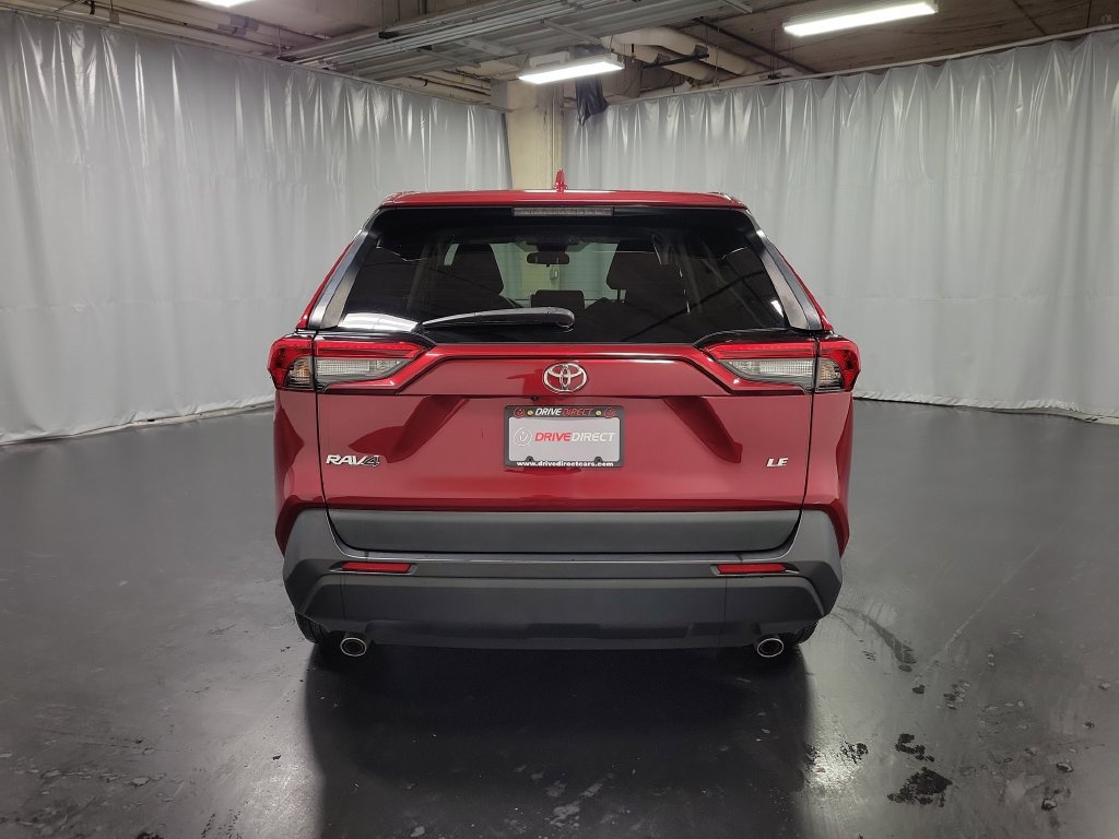 Used 2023 Toyota RAV4 LE FWD image 7