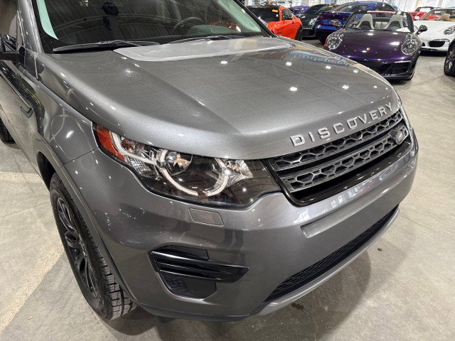 Used 2016 Land Rover Discovery Sport SE image 29