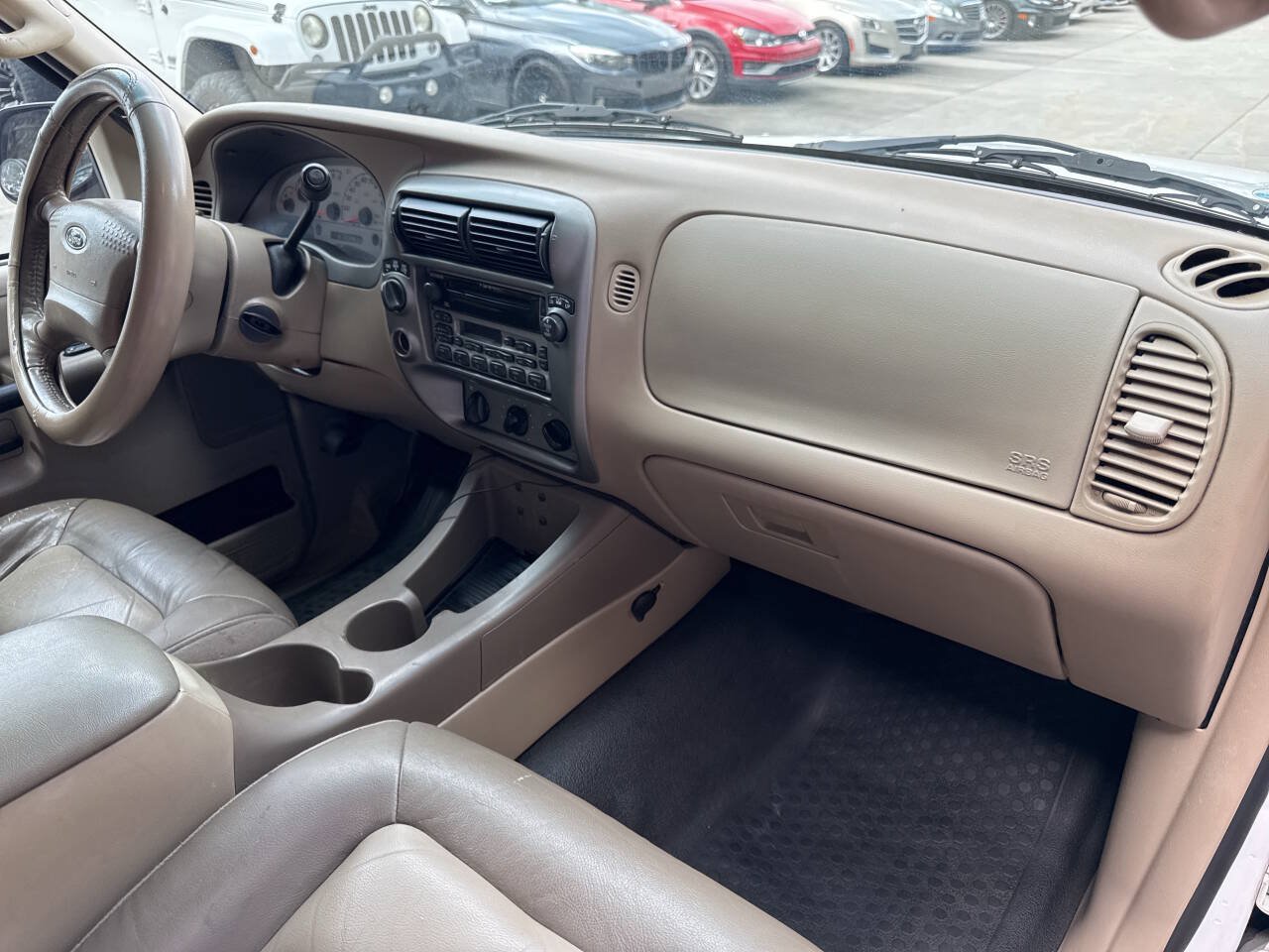 Used 2005 Ford Explorer Sport Trac XLT AWD/4WD image 18