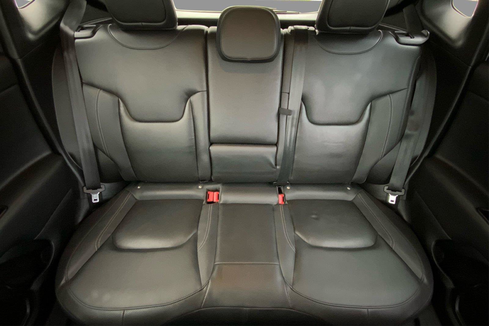 Used 2020 Jeep Renegade Limited AWD/4WD image 14