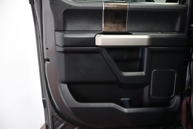 Used 2022 Ford F250 Lariat w/ Lariat Ultimate Package AWD/4WD image 48
