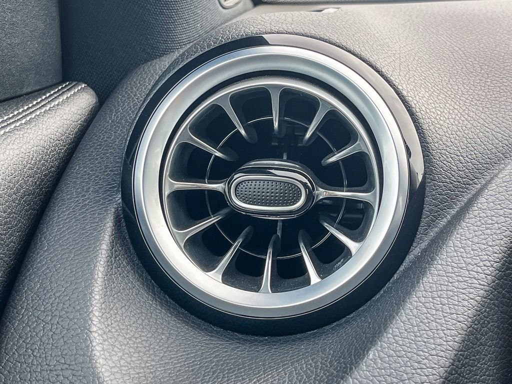 Used 2023 Mercedes-Benz GLA 250 image 44