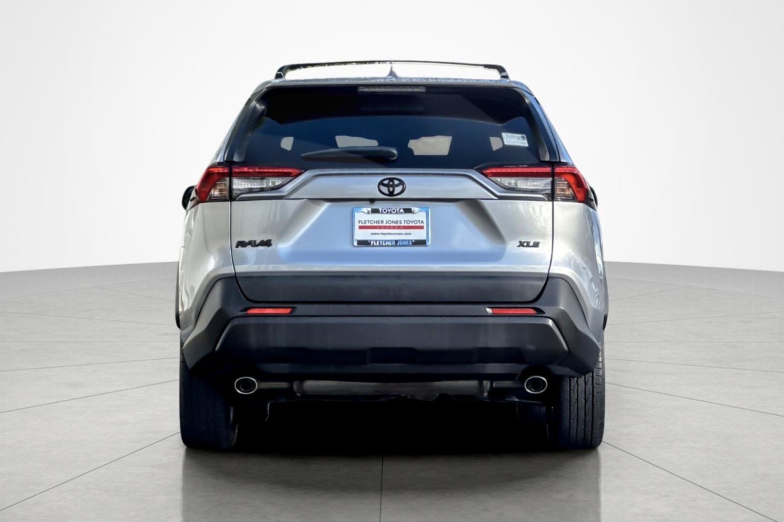 Certified 2025 Toyota RAV4 XLE FWD image 4