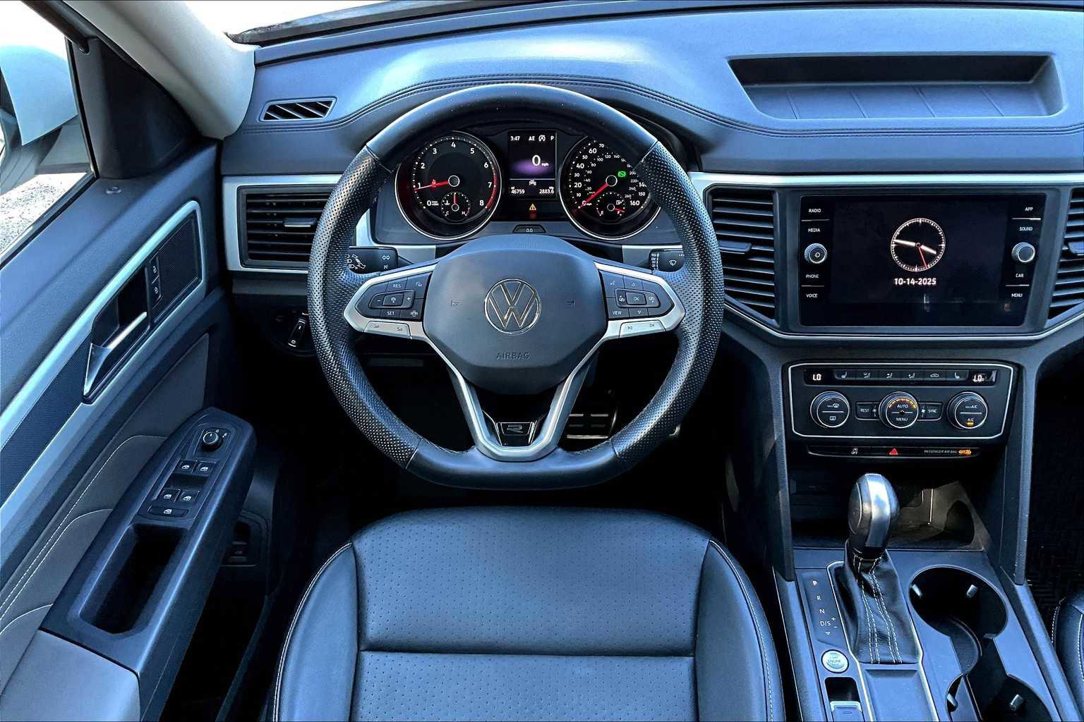 Used 2021 Volkswagen Atlas SE w/ Panoramic Sunroof Package image 5