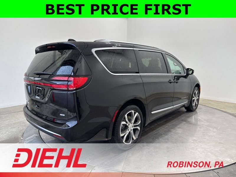 New 2026 Chrysler Pacifica Pinnacle image 7