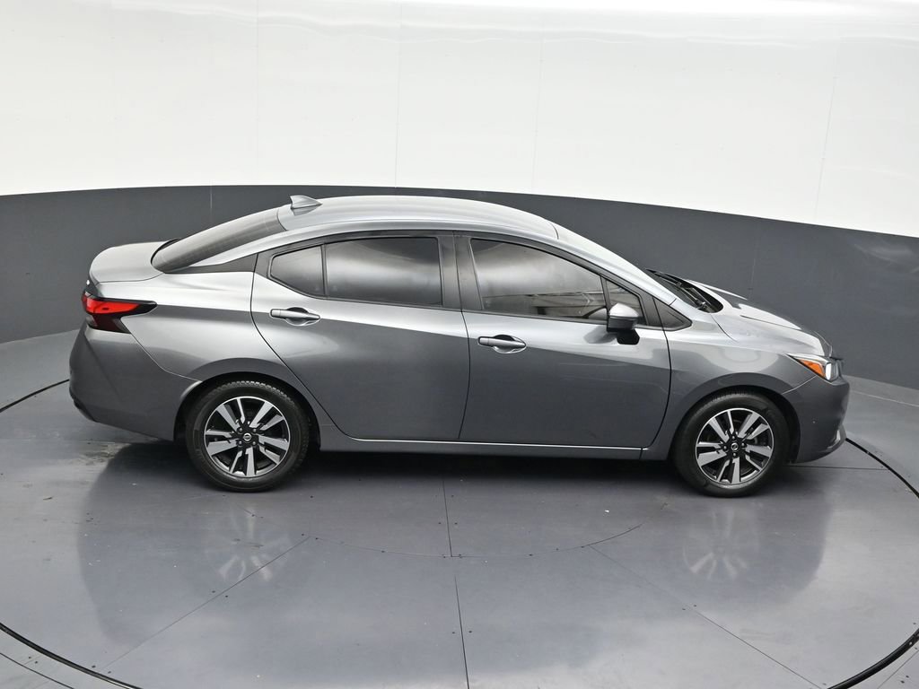 Used 2021 Nissan Versa SV FWD image 15