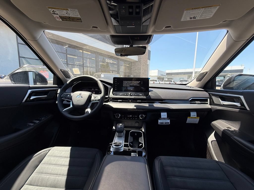 New 2026 Mitsubishi Outlander SE FWD image 19