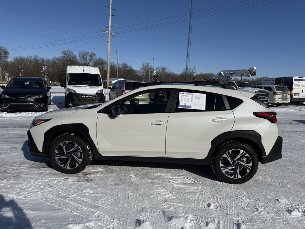Used 2024 Subaru Crosstrek 2.0i Premium image 4