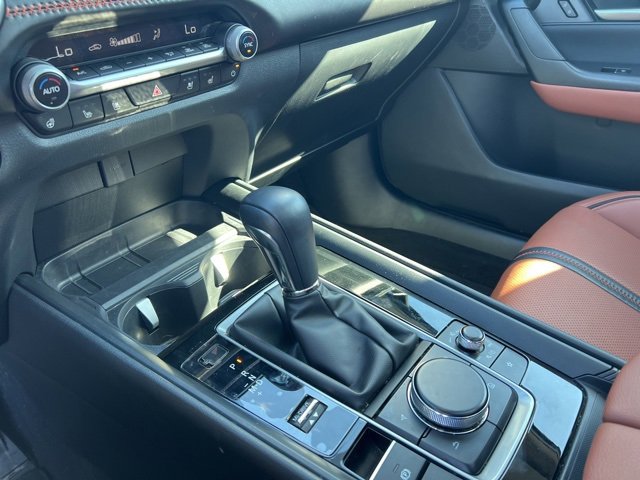 Certified 2025 MAZDA CX-50 AWD 2.5 Turbo w/ Premium Pkg image 38