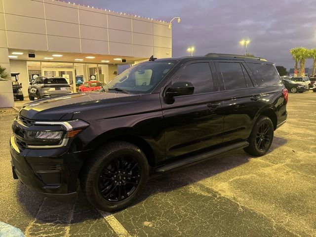 Used 2023 Ford Expedition XLT image 7