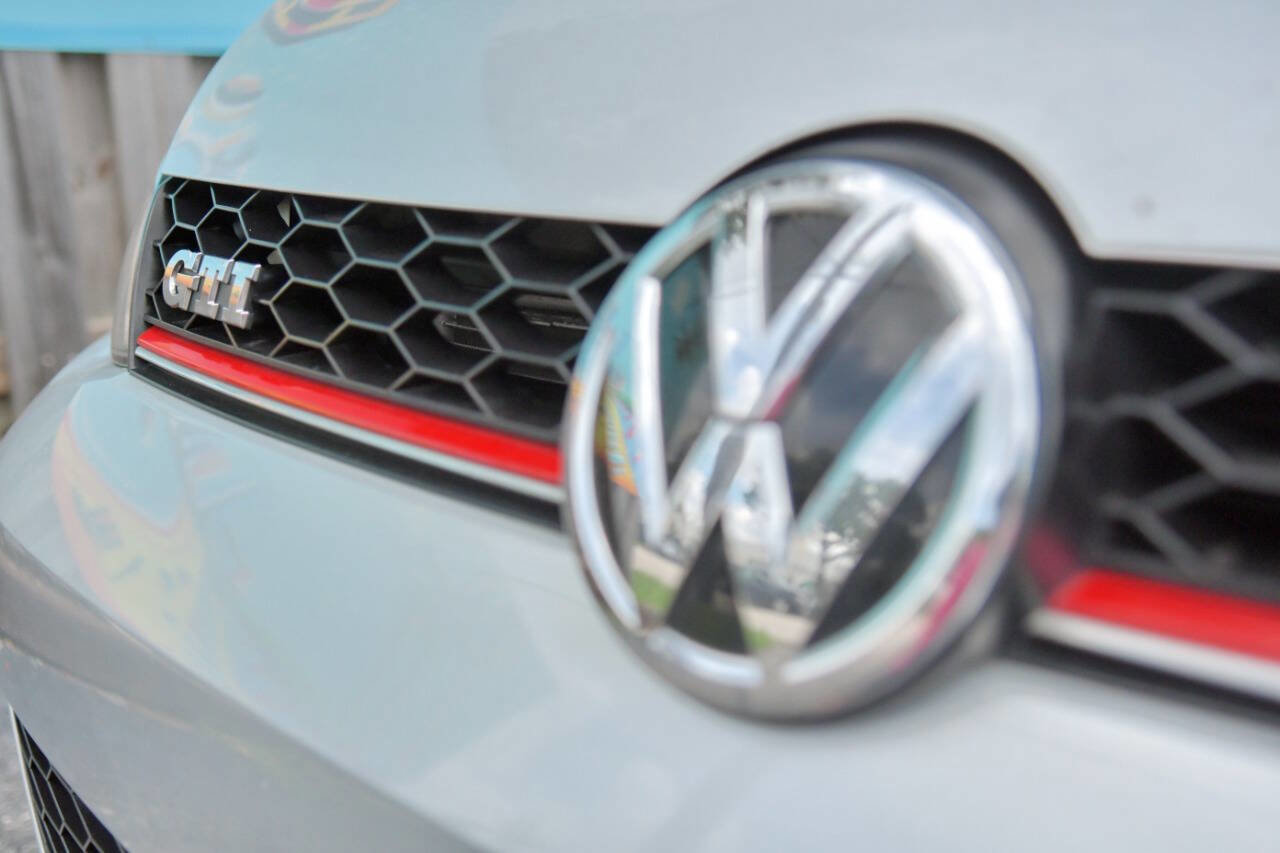 Used 2017 Volkswagen GTI S FWD image 23
